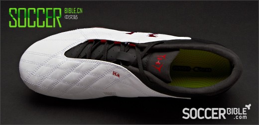 Under Armour Hydrastrike Pro II Ь //