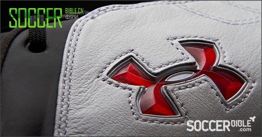 Under Armour Hydrastrike Pro II Ь //