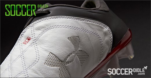 Under Armour Hydrastrike Pro II Ь //