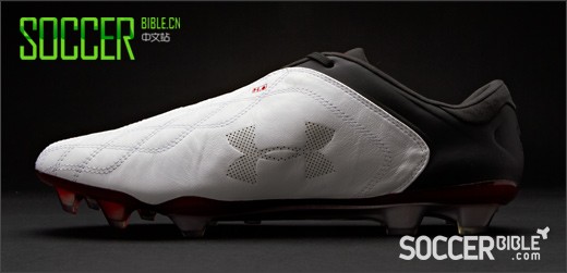 Under Armour Hydrastrike Pro II Ь //