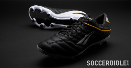Penalty Brasil 70 Ultra Football Boots - Black/White/Yellow & White/Blue/Black