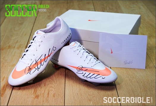 Around The Office: Signed Nike CR Mercurial Vapor IX - Football News