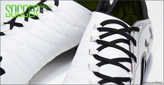 Under Armour Blur CBN III ƤЬ/