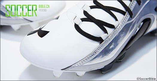 Under Armour Blur CBN III ƤЬ/