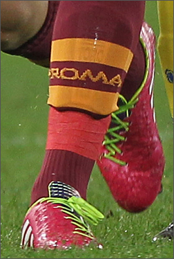 ˹ϷɫPredator LZ