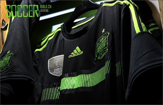 adidas 籭ͳ 