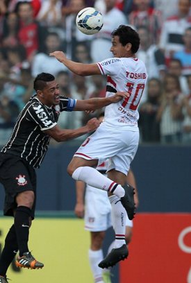 Henrique Ganso (Sao Paulo) Nike CTR 360 Maestri III
