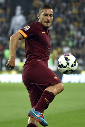 Francesco Totti (Roma) Nike Tiempo Legend V
