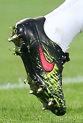 Carlos Tevez (Juventus) Nike Tiempo Legend V