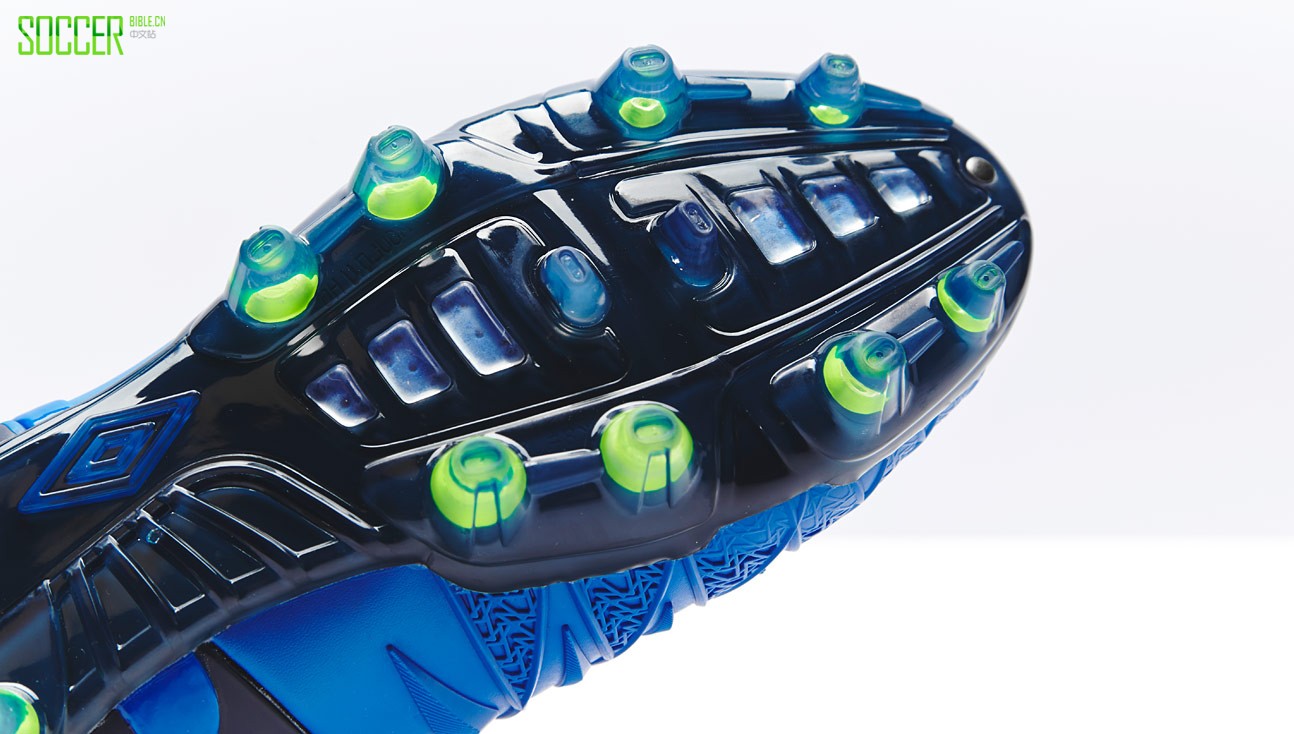 umbro_ux1_blue_img3