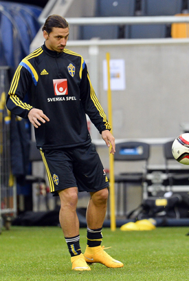 Zlatan Ibrahimovic (Sweden) Nike Mercurial Superfly IV