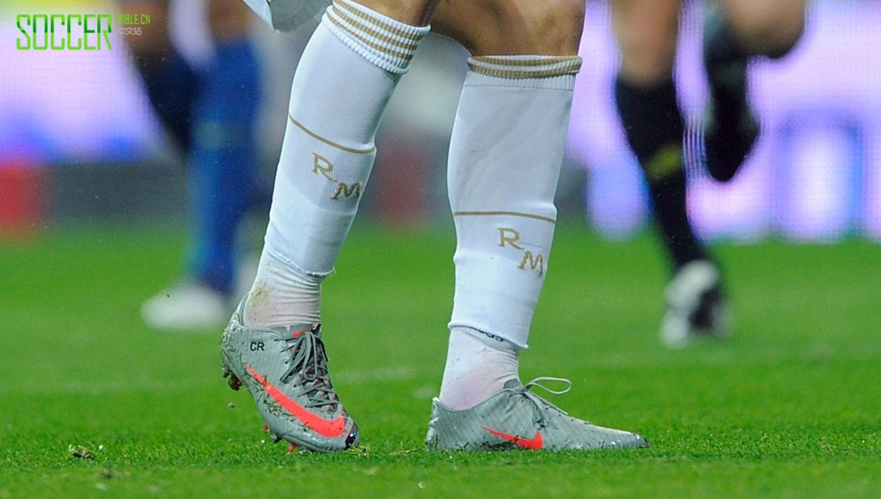 nike_cr7_mercurial_retrospect_img_top