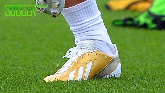 ˹ѵдϿɫF50 adizeroѥ