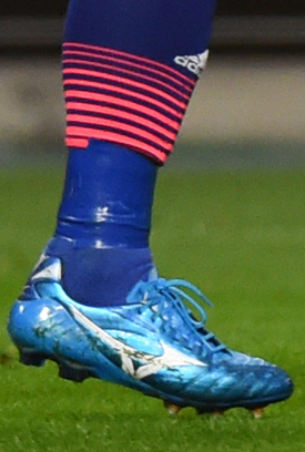 Keisuke Honda (Japan) Mizuno Wave Ignitus III