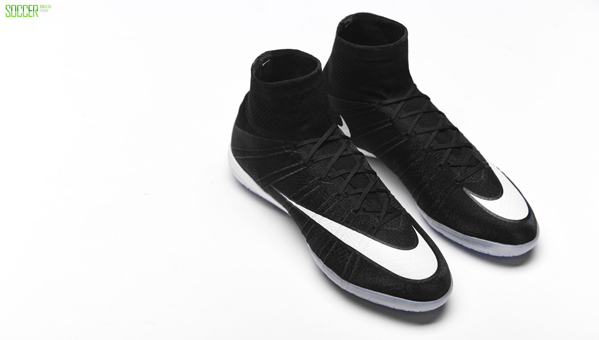 nike-cr-indoor-img1