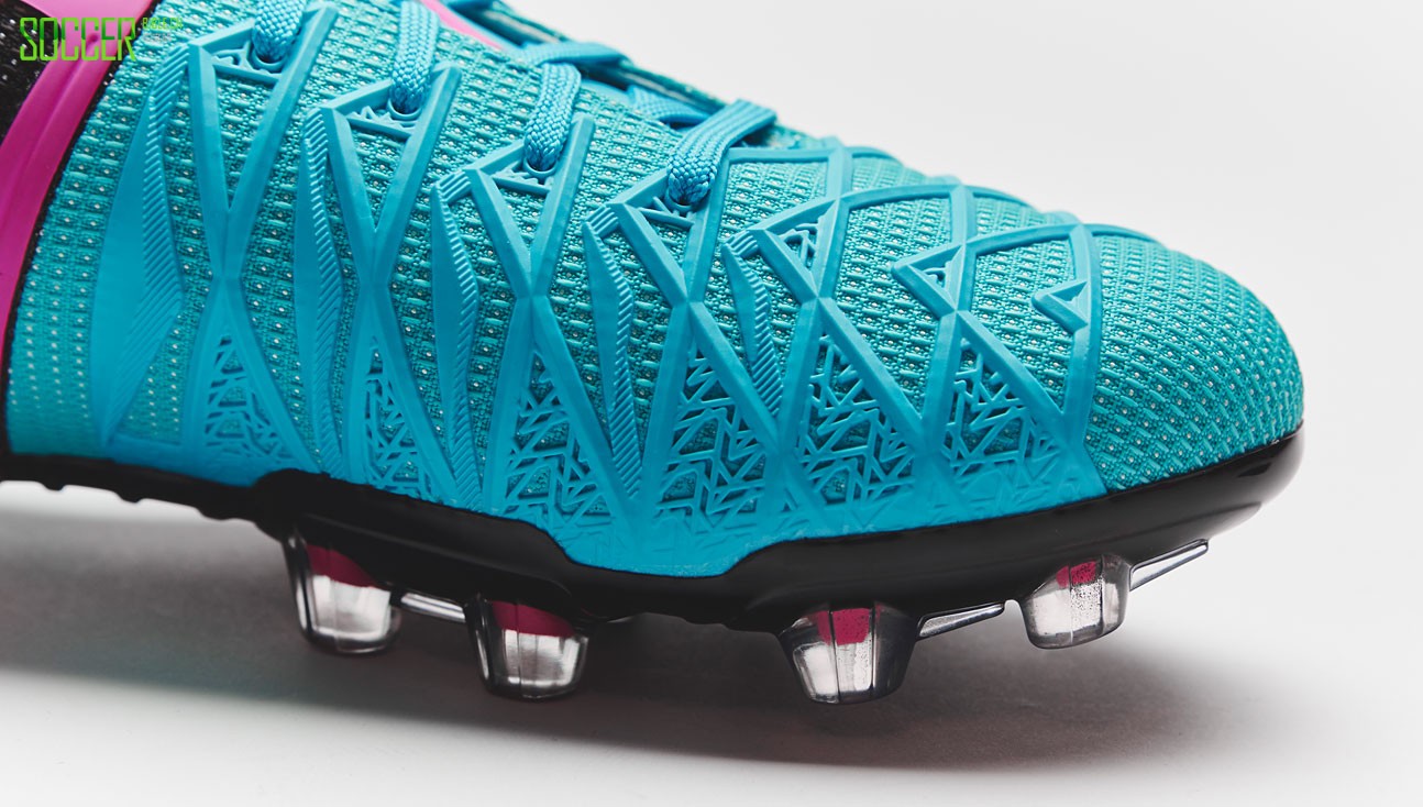 umbro-ux1-blue-atoll-img6