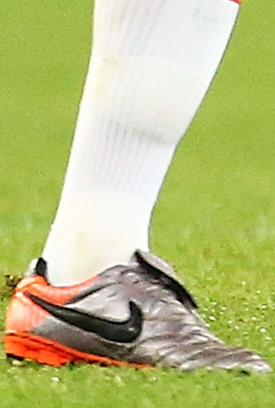 Faouzi Aaish (Bahrain) Nike Tiempo Legend Elite