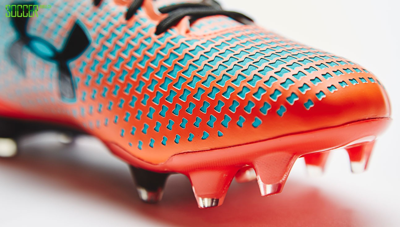 ua-clutchfit-orange-blue-img7