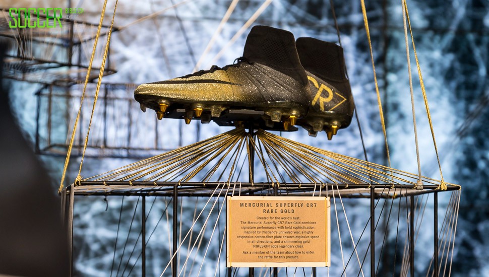 nike_lab_cr7_rare_gold_img2