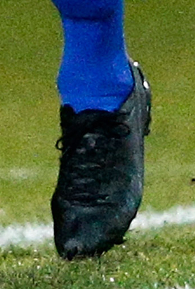 Memphis Depay (PSV) Under Armour