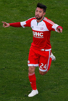 Lee Nguyen (New England Revolution) adidas Predator Instinct