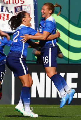 Lauren Holiday (USA) Under Armour Clutchfit