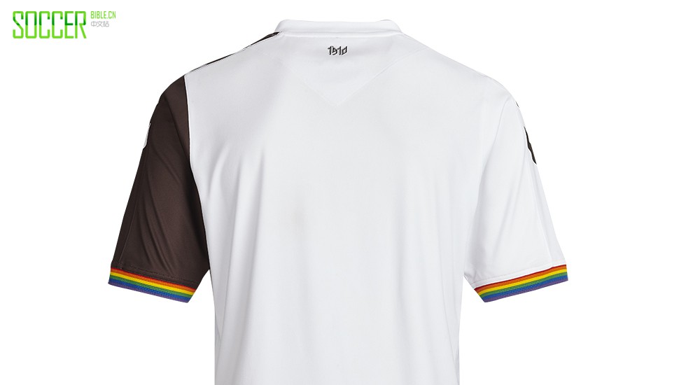st-pauli-15-16-kits-4