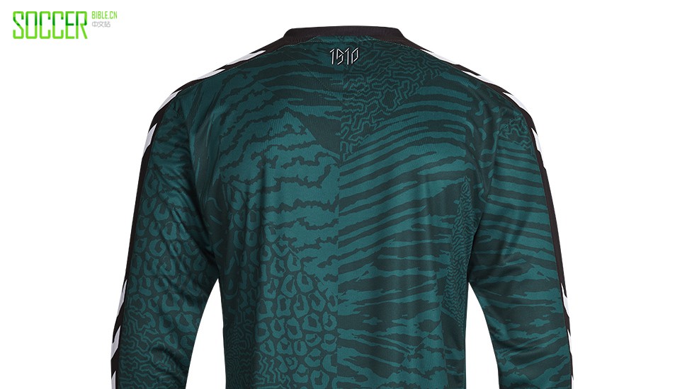 st-pauli-15-16-kits-8