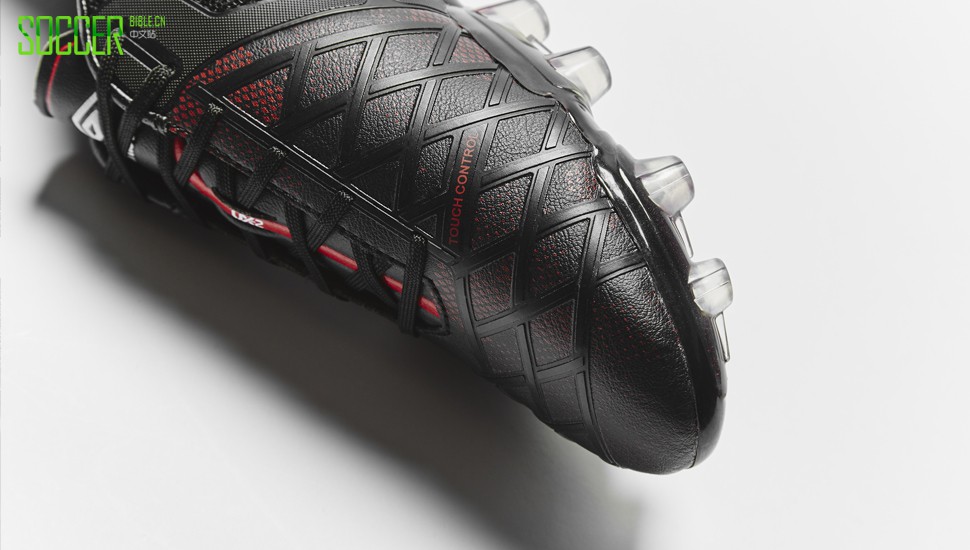 umbro-ux-2-red-black-9