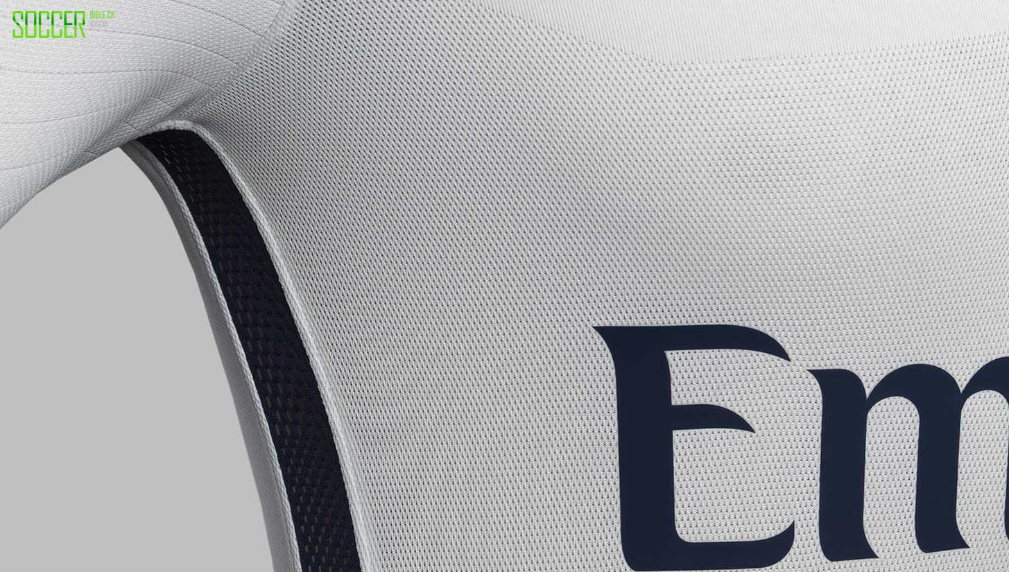 psg-away-kit-new-2