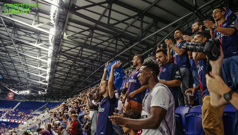 psg-fiorentina-le-ballon-10