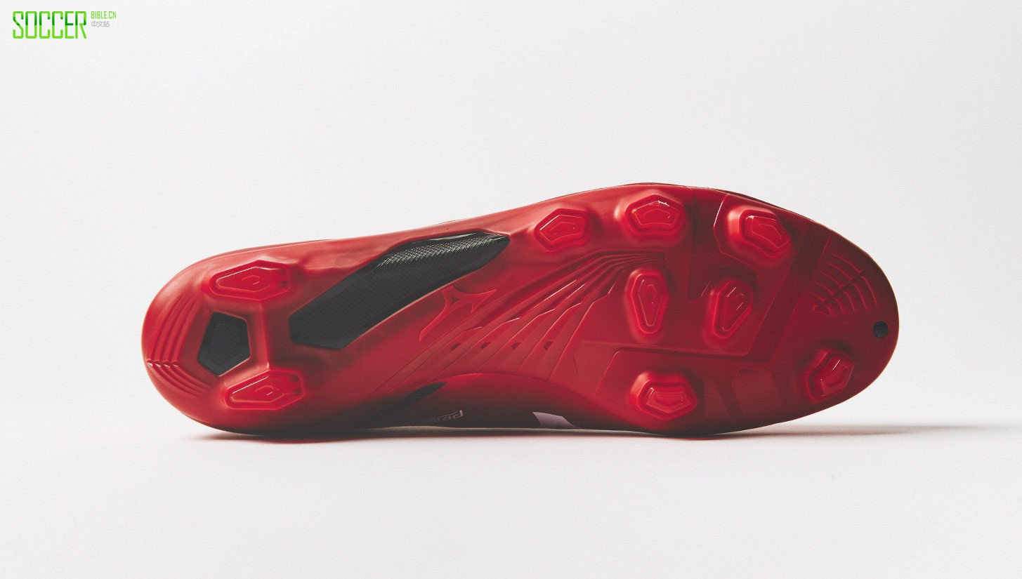 mizuno-basara-red-img9
