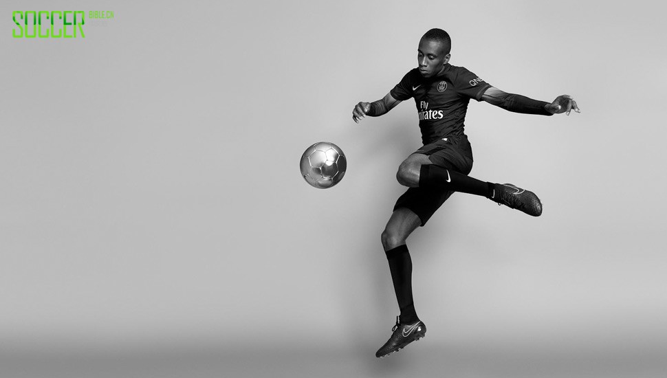 psg-3rd-kit-15-16-nike-img3