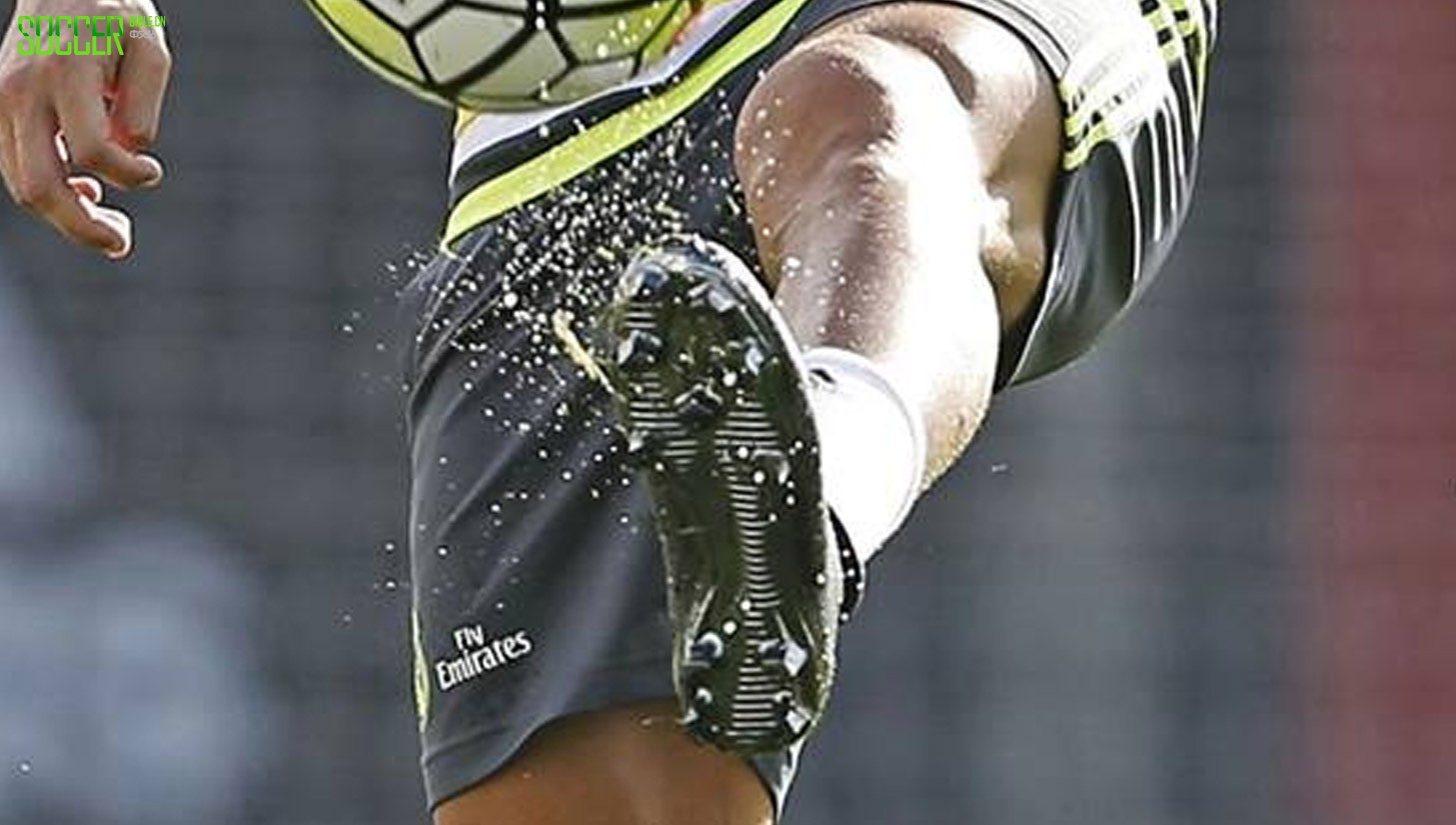 CR7 Trains In Superfly V Prototype : Boot Spy : Soccer Bible