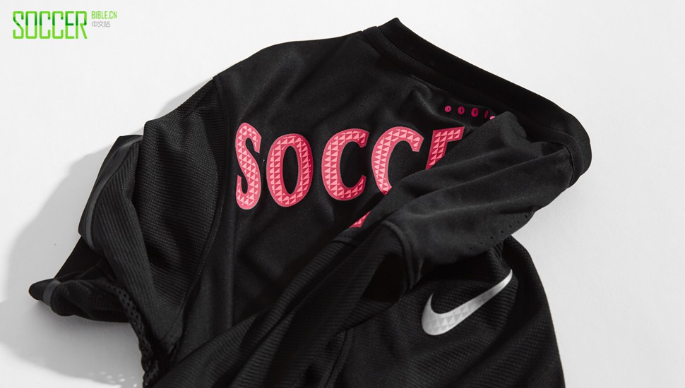 psg-x-nike-football-type-5