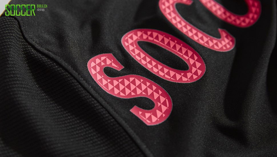 psg-x-nike-football-type-7