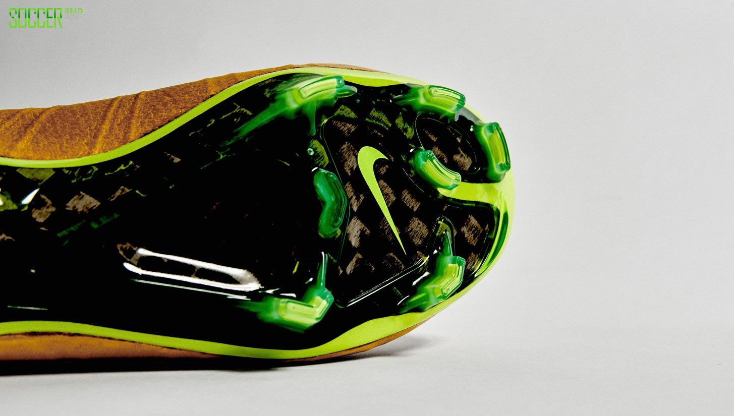 nike-tech-carft-ii-superfly-img4