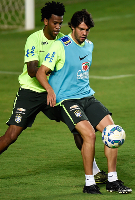 Kaka (Brazil) Mizuno Morelia