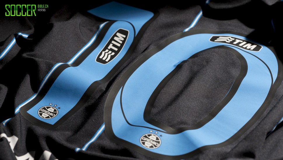 gremio-umbro-soccerbible-7
