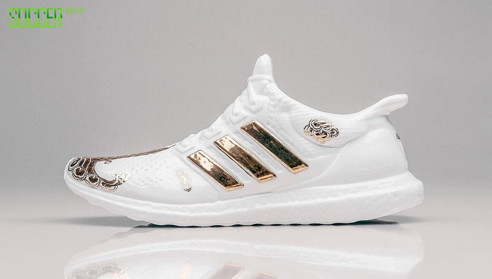 gold-adi-boost-img3