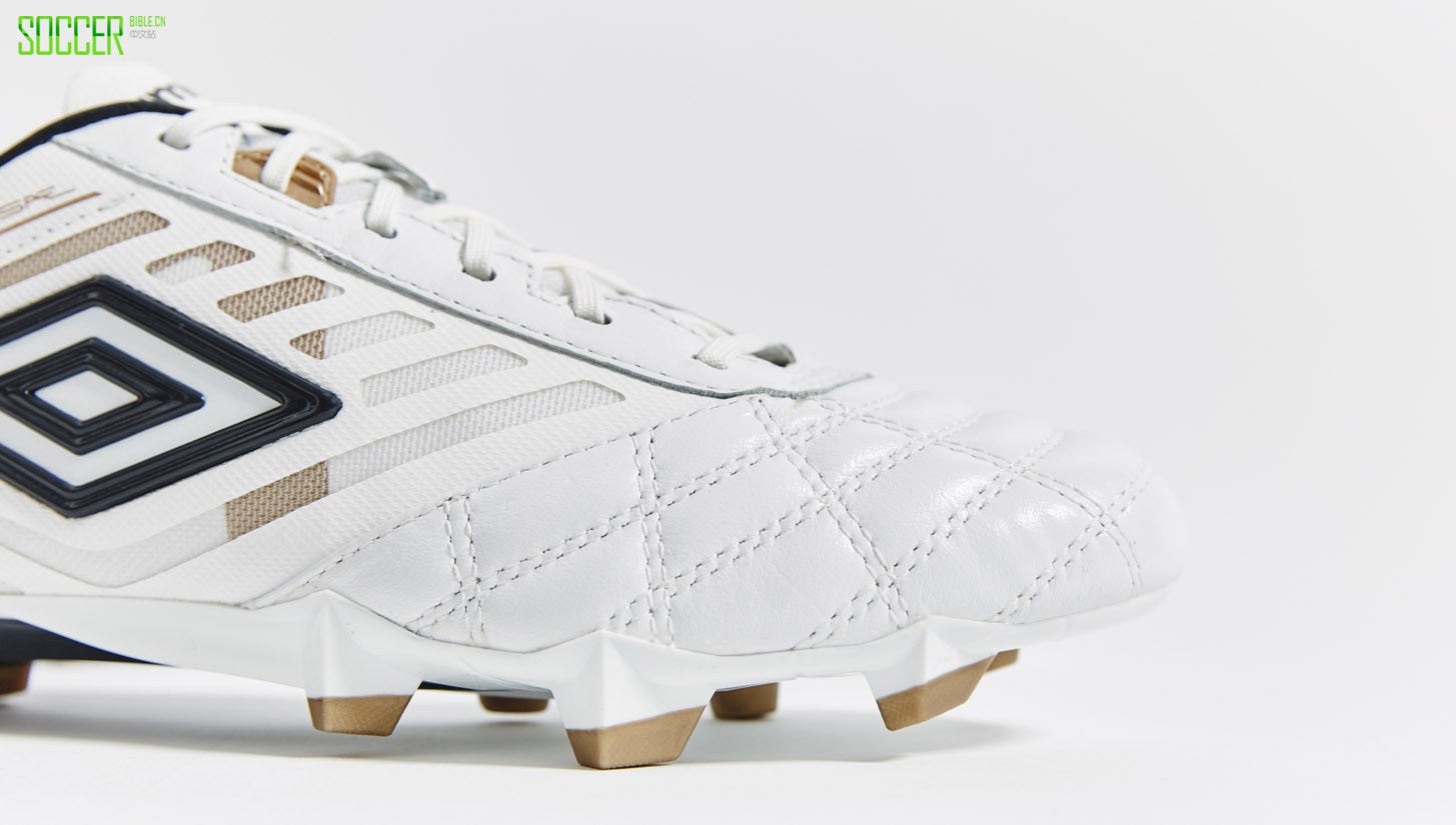 umbro-medusae-white-1