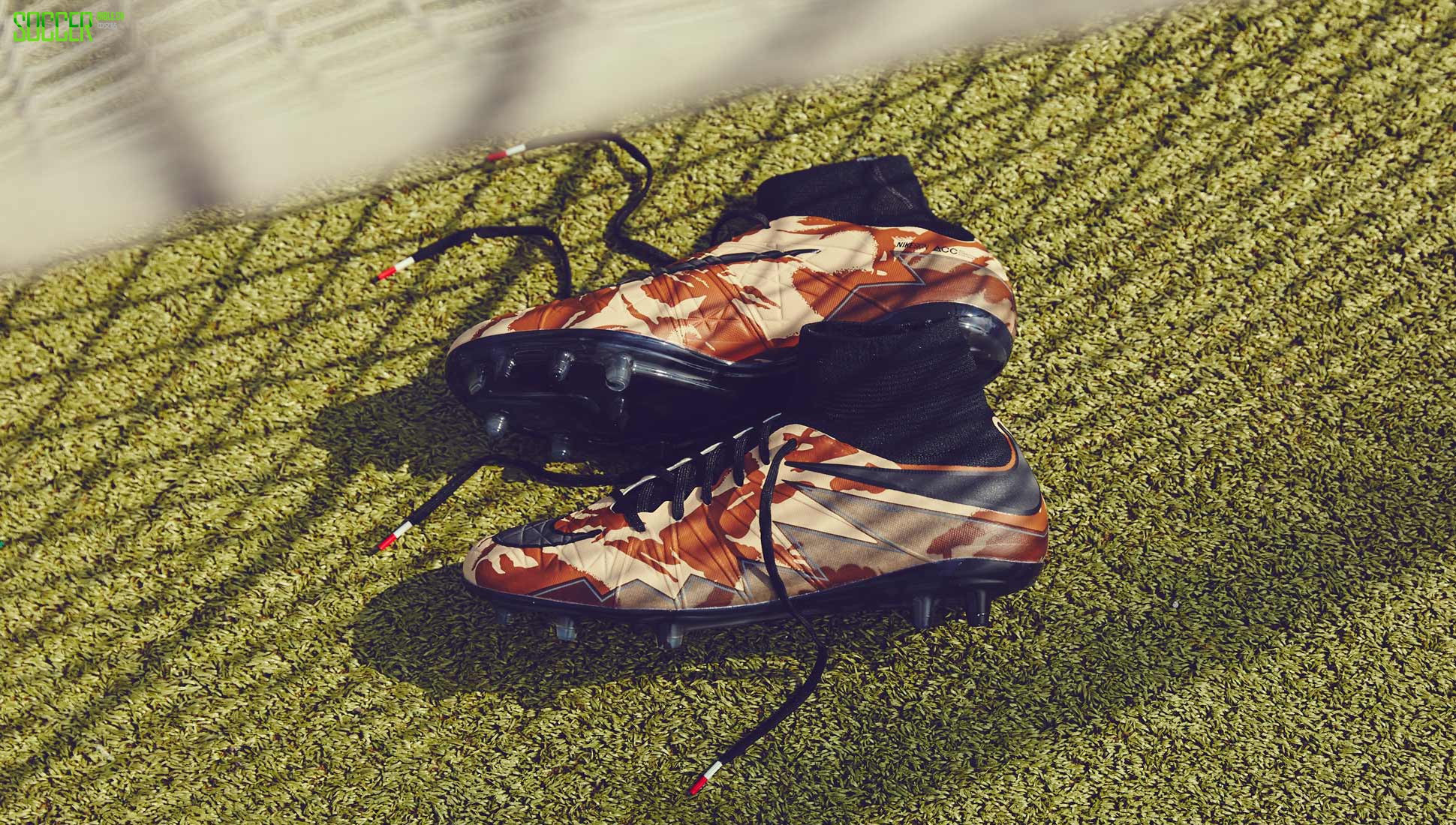 ϸ:Nike Camo Pack