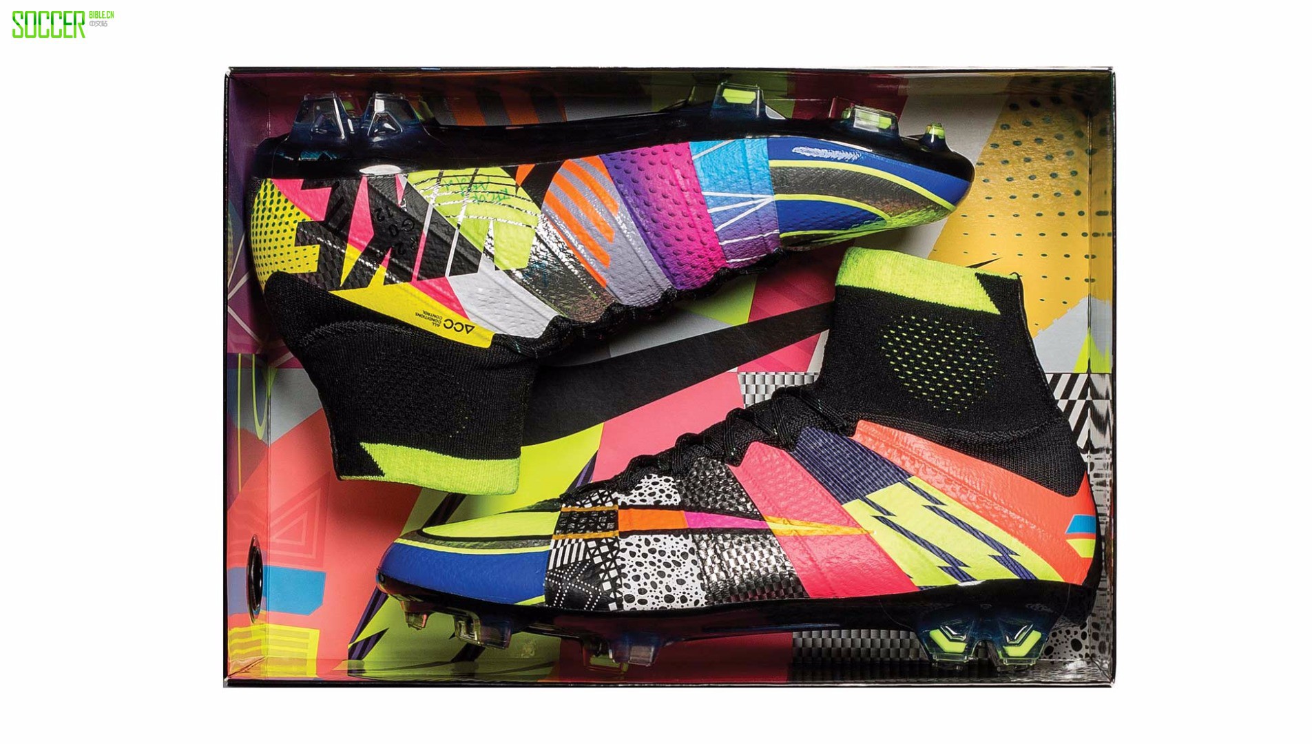 Nike Mercurial Superfly足球鞋“What The”