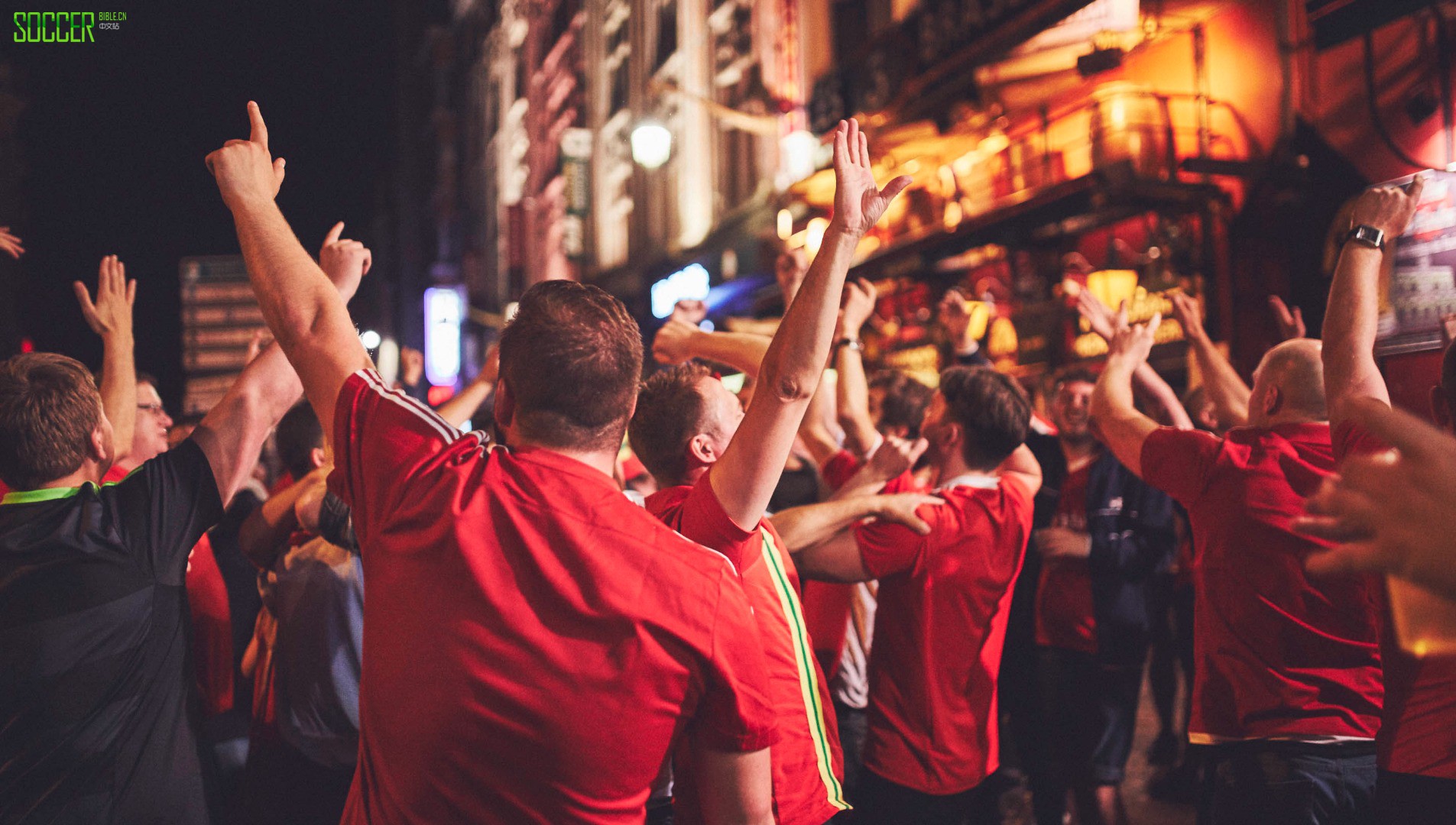 wales-fans-sb_0000_wales-fans