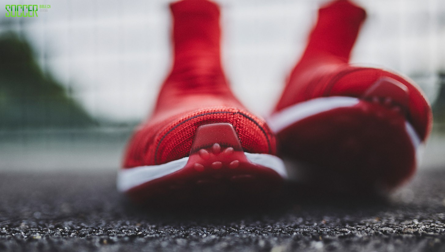 zoom-four-nike-img2