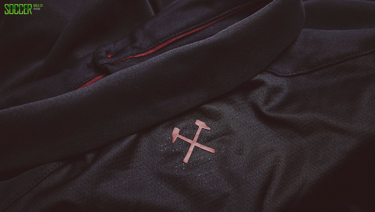 umbro-the-iron-works_0001_west-ham-tiwfc-14