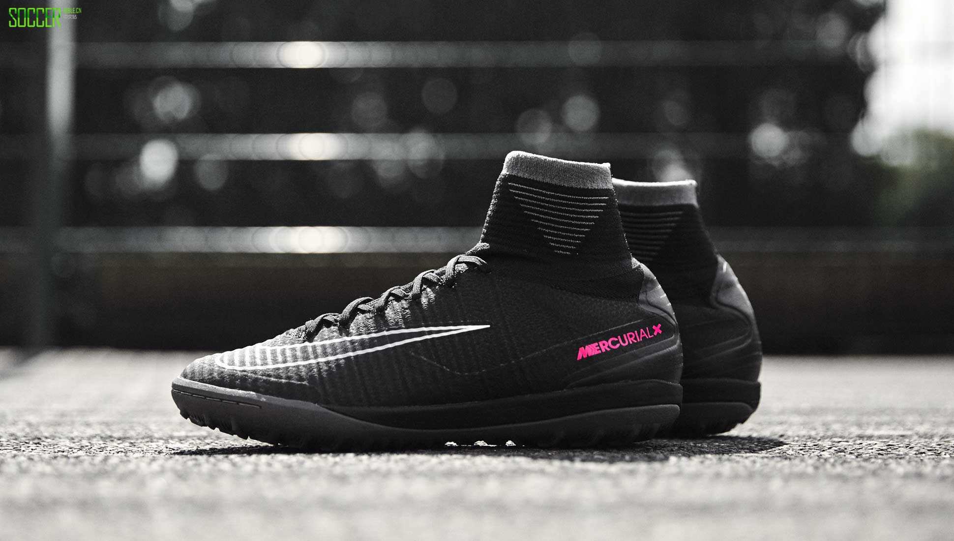 footballx-blk-img1