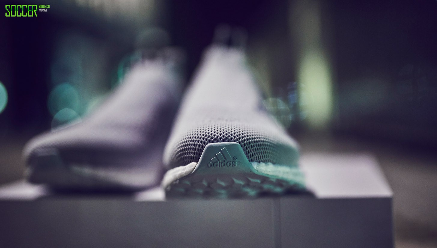 ACE 16+ Purecontrol Ultraboostɫ