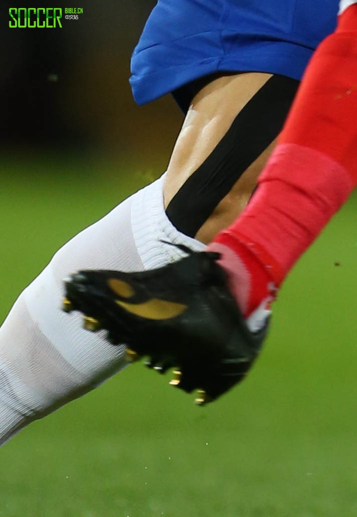 Hal Robson-Kanu (Wales) Concave Volt +