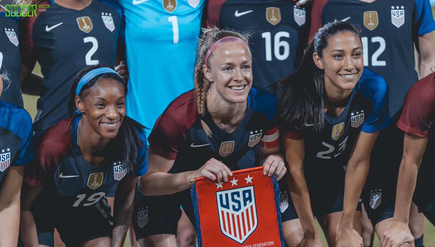 uswnt-v-romania-framed_0037_1e4a0001